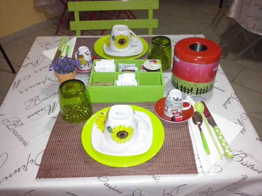 Caicai Bed And Breakfast Saluzzo Exteriör bild
