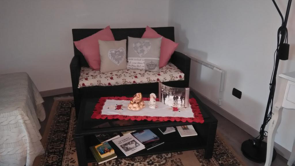 Caicai Bed And Breakfast Saluzzo Exteriör bild