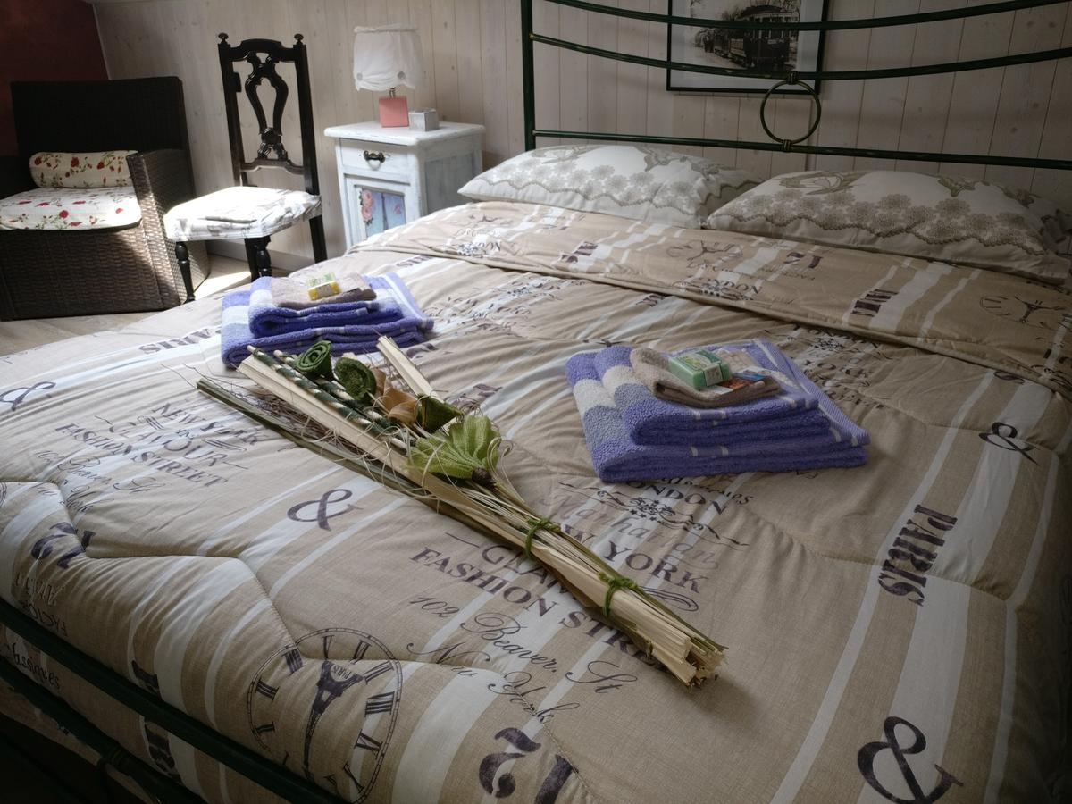 Caicai Bed And Breakfast Saluzzo Exteriör bild